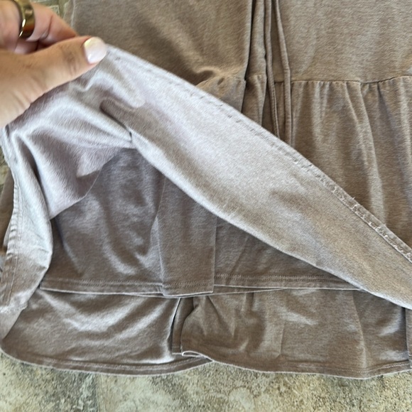 Beyond Yoga Beige Tan Flutter Sleeve Mini Dress Size XS - Picture 2 of 7